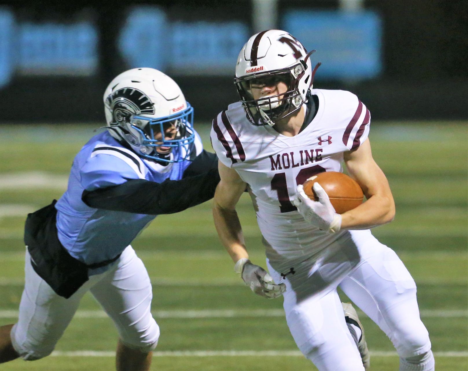 110521-qc-spt-moline fball19.jpg